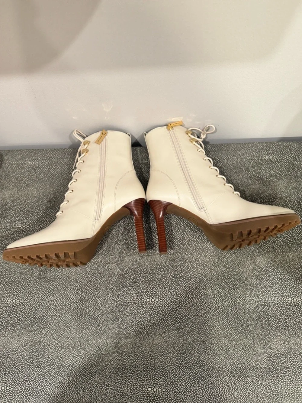 Michael Kors Cream Lace-Up Pointed-Toe High-Heel Ankle Boots - Picture 3 of 4